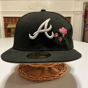New Era Atlanta Braves Hat Mens 7 5/8 Floral 150th Anniversary Pink Bottom Black